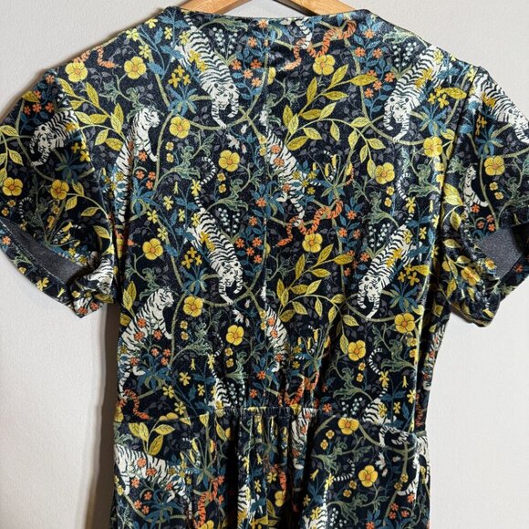 Urban Outfitters Tiger Snake Print Velvet Wrap Mini Dress Women's XS Multi NWOT - Picture 10 of 13